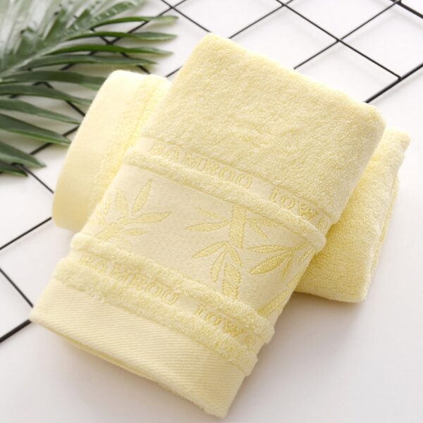 Serviette de forêt en bambou douce et unie – Image 3